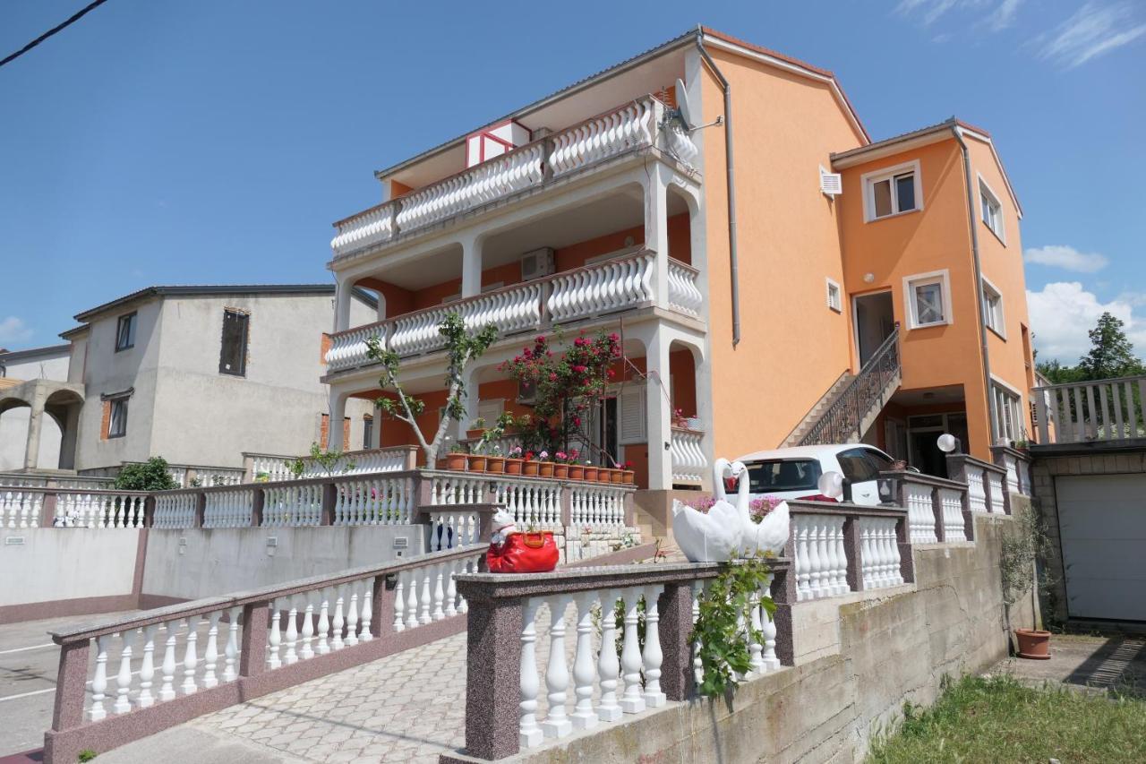 Apartments And Rooms Juki Senj  Εξωτερικό φωτογραφία